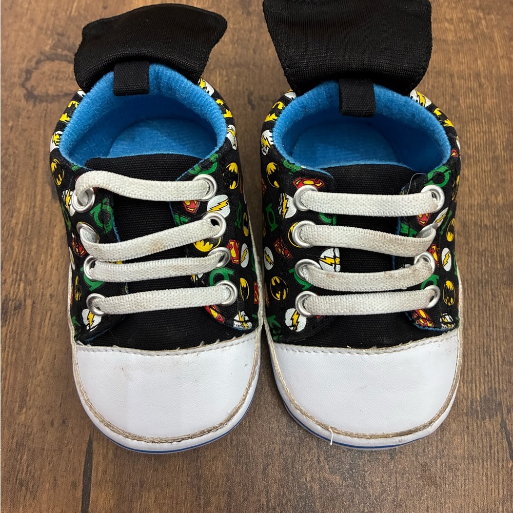 Justice League Infant Shoes - Picture 2 of 7
